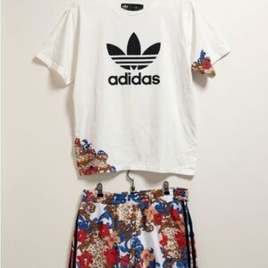 Adidas floral her collection short set. Sz Xl lightly Pre Loved